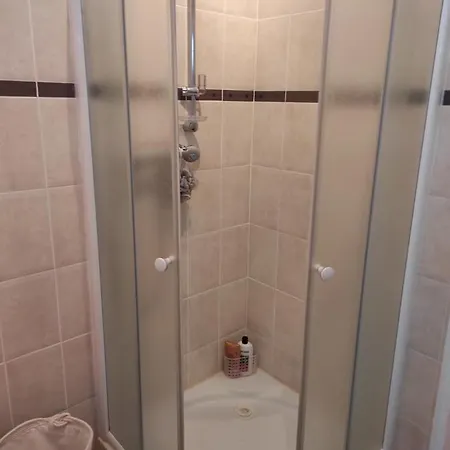 Pretty And Quiet Top Floor 2 Bedroom Flat In The Port Area Of Nizza Exterior foto