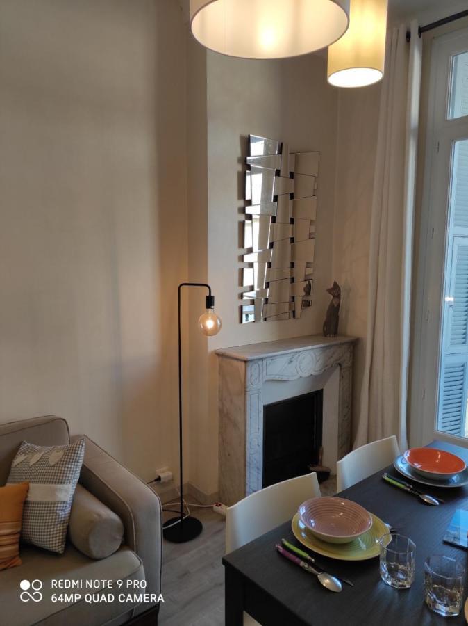 Apartment Pretty And Quiet Floor 2 Bedroom Flat In The Port Area Of