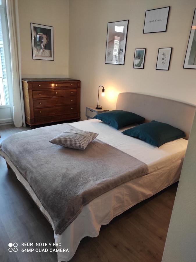 Apartment Pretty And Quiet Floor 2 Bedroom Flat In The Port Area Of Nizza